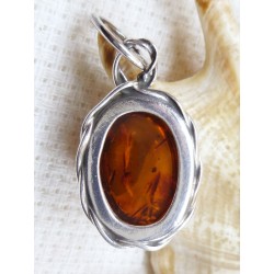 Wisiorek srebrny z bursztynem, handmade 614-11