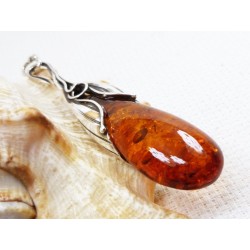 Wisiorek srebrny z bursztynem, handmade 640-22