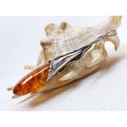 Wisiorek srebrny z bursztynem, handmade 640-22