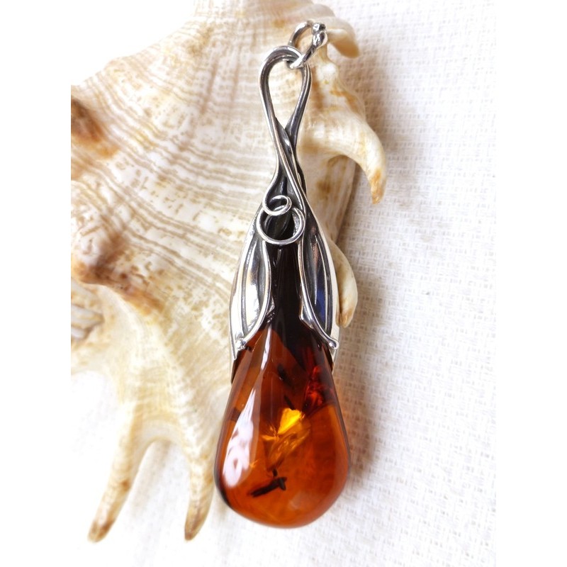 Wisiorek srebrny z bursztynem, handmade 640-23