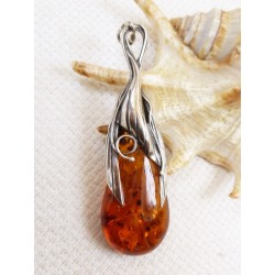 Wisiorek srebrny z bursztynem, handmade 640-27