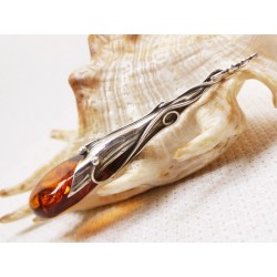 Wisiorek srebrny z bursztynem, handmade 610-117