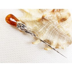 Szpilka srebrna z bursztynem, handmade 8080-70