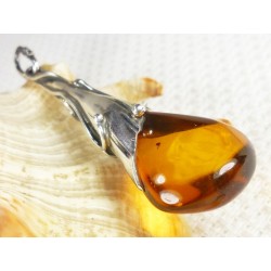 Wisiorek srebrny z bursztynem, handmade 622-26